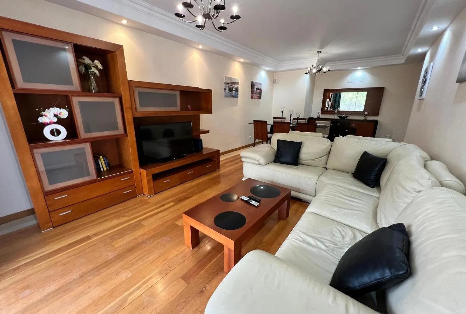 דירות פונשל Agustin'S House
